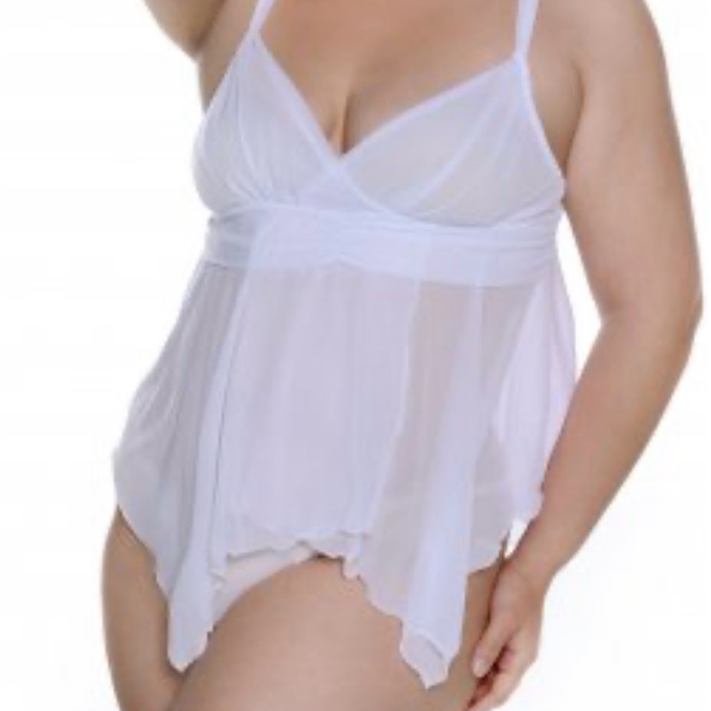 True 5x Elegant White Lingerie